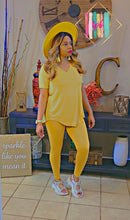 Load image into Gallery viewer, 24/7 Chill Set (2pcs Short Sleeve Leggings Set)- Multiple Colors Available